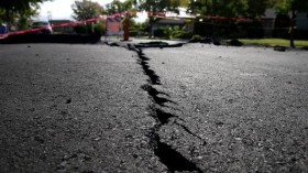 Earthquake crack