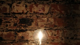 wall-light-bulb-idea-brick