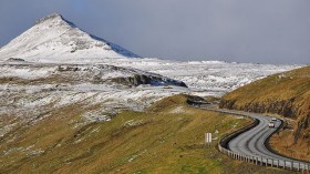 Faroe Islands, Eysturoy, road from Skipanes to Syđrugøta