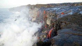 Thousands View Flowing Lava In Hawaii