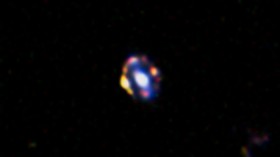 Gravitational lens