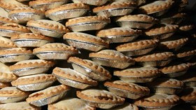 Competitive Eaters Devour Mince Pies