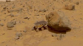 NASA Pathfinder Sojourner Rover On Mars