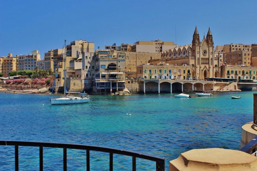 Minimalist Living in Malta: How to Declutter Your Life