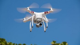 Spanish Police Use Drones to Urge Citizens to Stay Indoors