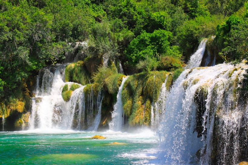Waterfalls During Daytime