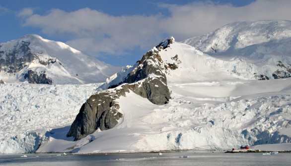 Scientists Want Antarctica Peninsula to Become Marine Protected Area
