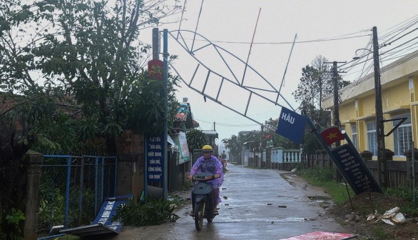 Typhoon Molave in  Philippines and Vietnam: 24 Dead, Dozens Missing