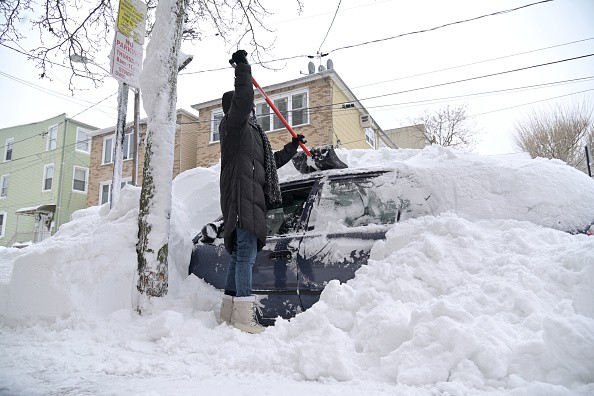 New York Area Begins To Dig Out From Major Winter Snowstorm