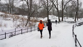 New Yorkers Revel During Second Snow Storm Of The Week For The City