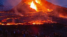 Hikers Gather to see Fagradalsfjall volcano