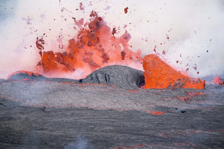 Eruption Of Congo S Mount Nyiragongo Leaves At Least 15 Dead Thousands Displaced Nature World News