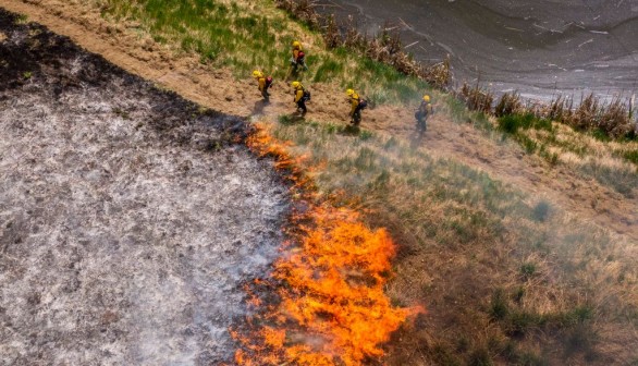 Volunteer Firefighters Train To Fight Wildfires In Washington State