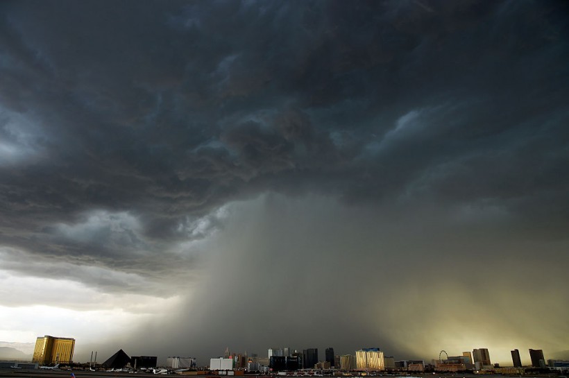 Strong Thunderstorms Hit Las Vegas