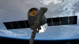  SpaceX Dragon