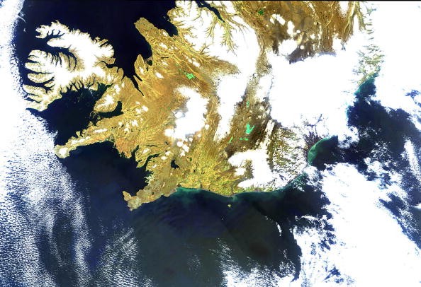  Iceland may be part of a submerged continent called Icelandia