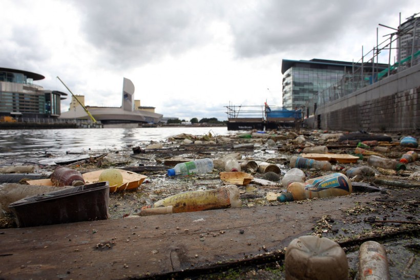 Rubbish Pollutes Manchester Ship Canal