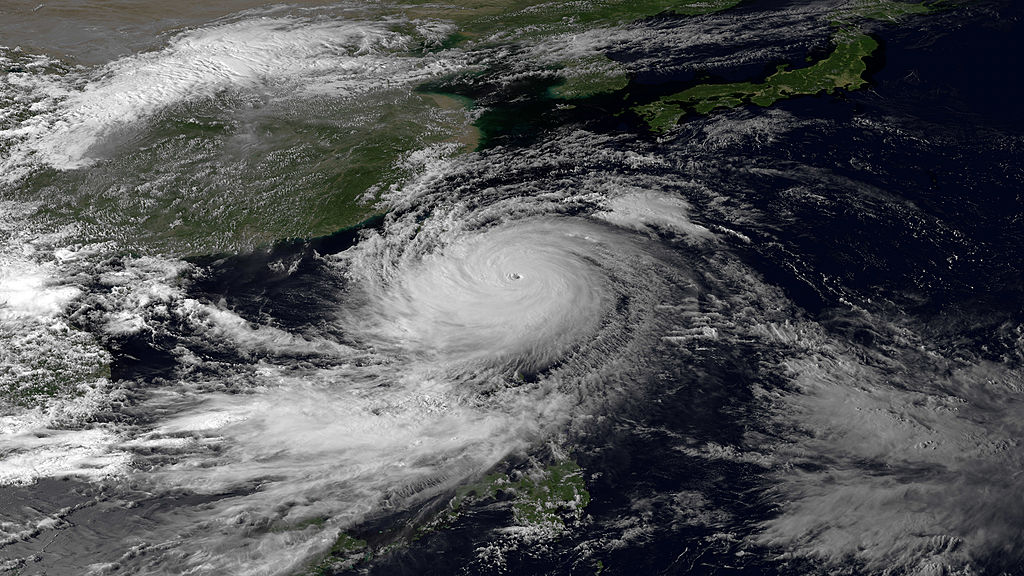 Super Typhoon Brewing in Asia, Hinnamnor Set to Hit the Philippines ...