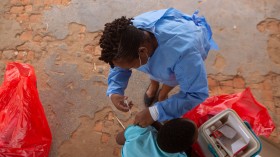 Zimbabwe Vaccinates Teens In Rural Areas