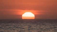 Temperatures Soar Across NSW As Heatwave Hits