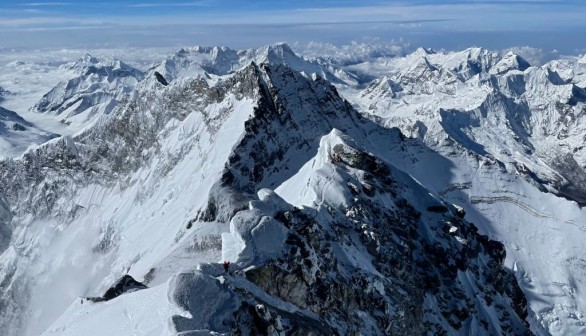 NEPAL-MOUNTAINEERING-EVEREST