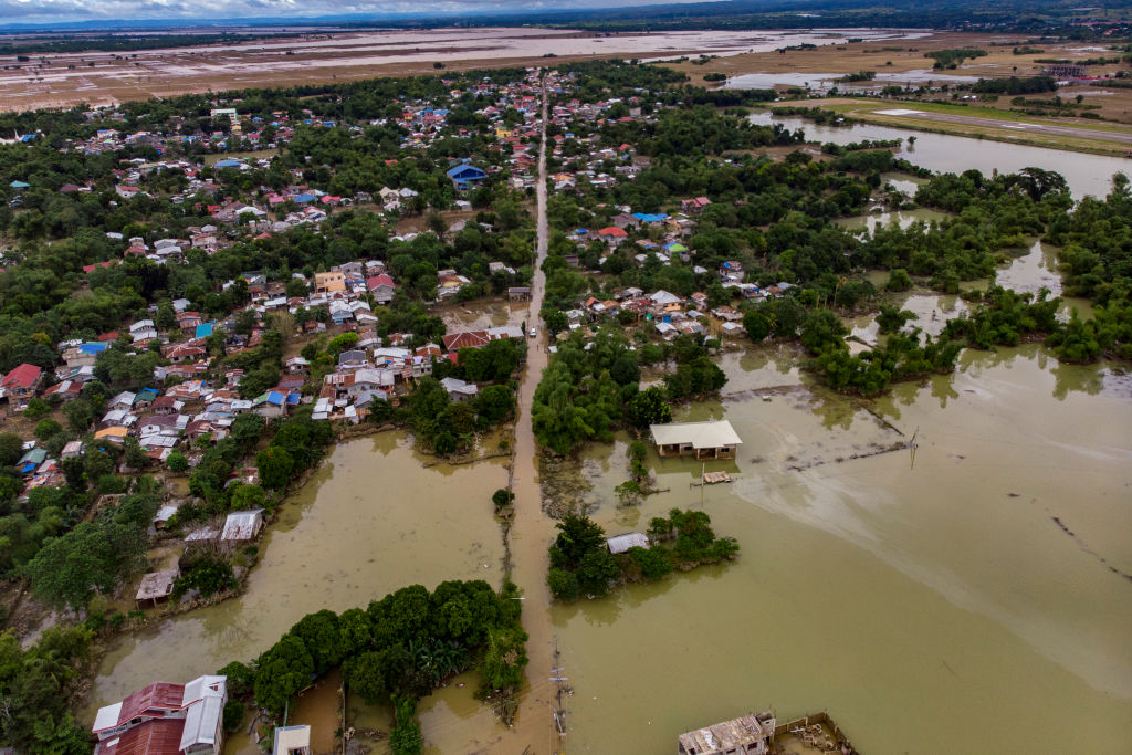 Tropical Storm Agaton Makes Landfall in the Philippines, Continues to ...