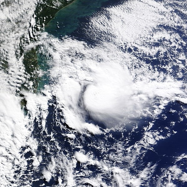 Subtropical storm cyclone Yakecan
