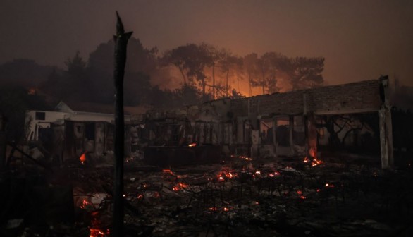 TOPSHOT-FRANCE-CLIMATE-FIRE