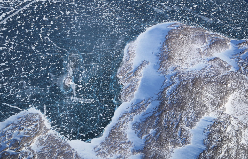 Researchers Debunk Idea on Using Glass to Halt Sea Ice Loss
