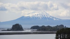 Dormant Volcano in Alaska Shows Signs of Activity for the First Time in 800 Years, Could an Eruption be Underway?