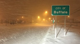 Metro Buffalo Under State of Emergency: Historic Lake Effect Snowstorm Brings 5 Feet of Snow, 2 Deaths Reported, Roads Closed; Thundersnow Observed in Some Areas