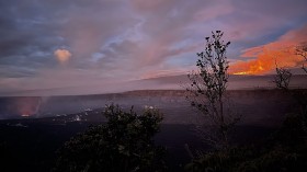 Sunrise Massive Glow from Mauna Loa Caldera Observed Day after Eruption when Lava Reached 200 Feet in Height