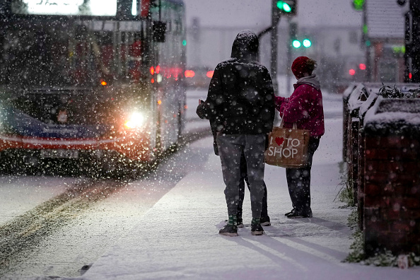 heavy-snow-could-cause-traffic-disruption-in-uk-as-cold-weather