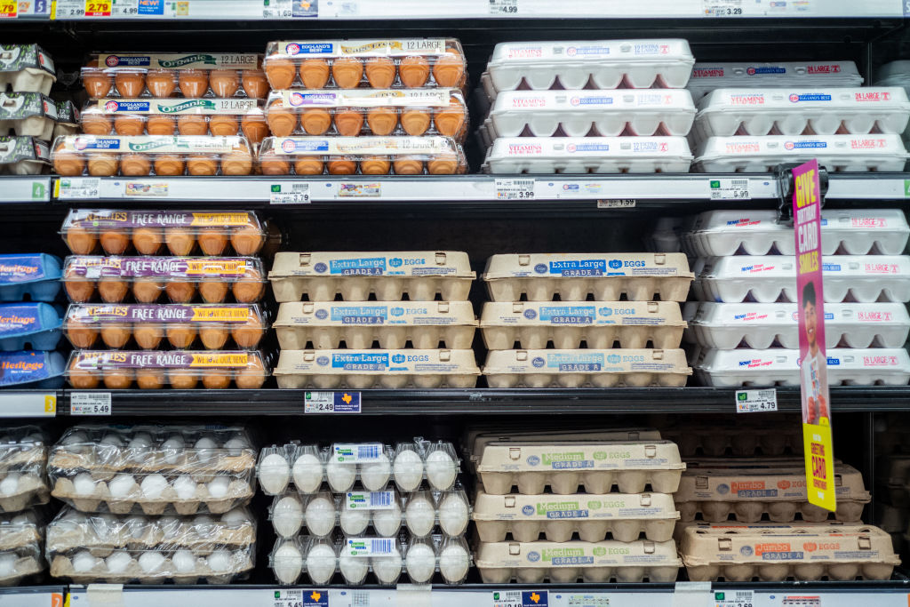 Food Inflation: US Egg Prices Soar To 60%, Philippine Onion Becomes ...