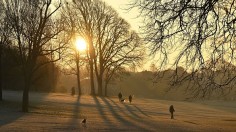 BRITAIN-WEATHER-LEISURE-ANIMALS