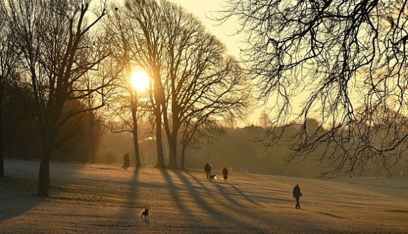 BRITAIN-WEATHER-LEISURE-ANIMALS