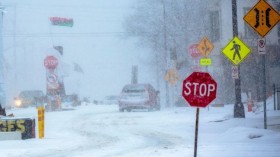 Blizzard Warnings in Effect Over Minnesota, Dakota as Snow Goes Over 2 Feet
