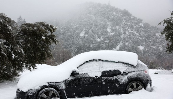 California National Guards Going Door-To-Door Digging Out Homes From Several Feet of Snow