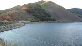 Heavy Rain Causes Overspill in California Lake After 20 Years of Drought