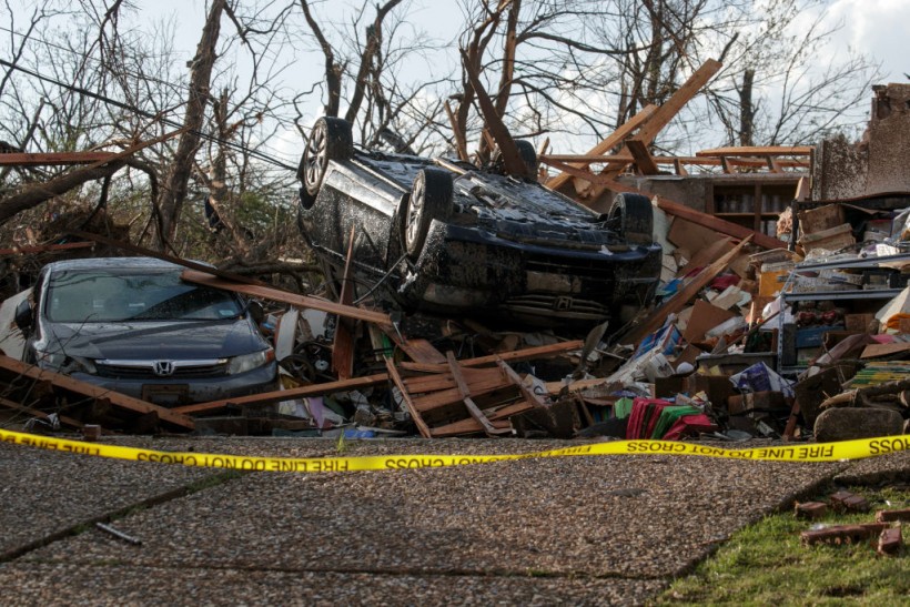 Large Tornado Sweeps Through Little Rock, Arkansas