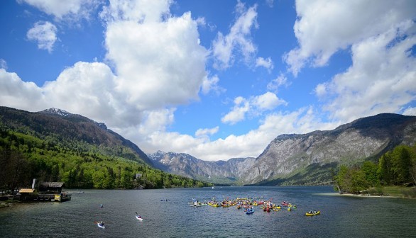 SLOVENIA-KAYAK-CANOE-BALKAN-FEATURES