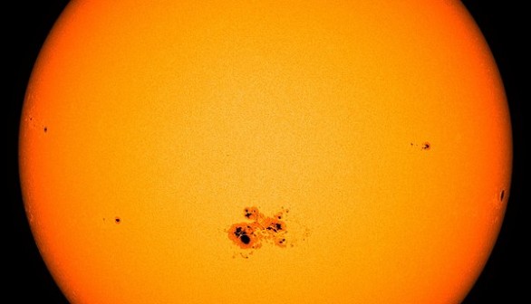 Giant Sunspot Visible Without Magnification Faces Earth