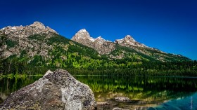 Illegal Helicopter Landing in Grand Teton National Park for Alleged Picnic Along Lake Reported by Rangers