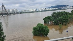 A previous flooding incident near Han River