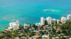 Hawaii Beach Gone in Wave Erosion, Resident Asks Condo Association to Remove Building on Shoreline