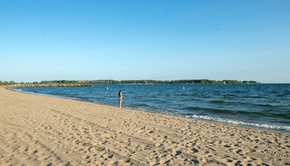  Lake Ontario
