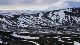 Hidden Antarctic Landscape with Ancient Rivers Revealed by Tracing Radio Waves in New Study