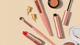 Enhancing Beauty Responsibly: The Environmental Impact of Natural Ingredients in Cosmetics Like Thrive Mascara