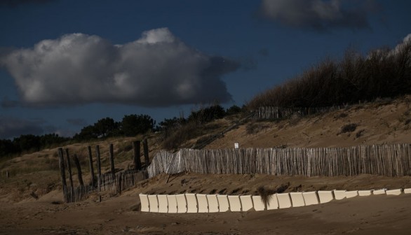 FRANCE-ENVIRONMENT-CLIMATE-WEATHER-OCEANS