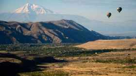 ARMENIA-BALLOONING